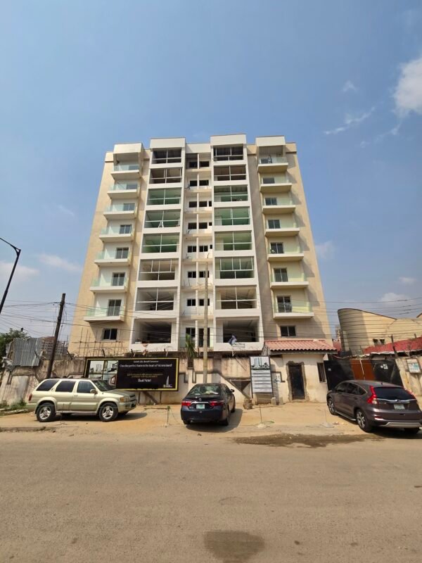 2-3 Bedroom Apartment in VI - Image 2