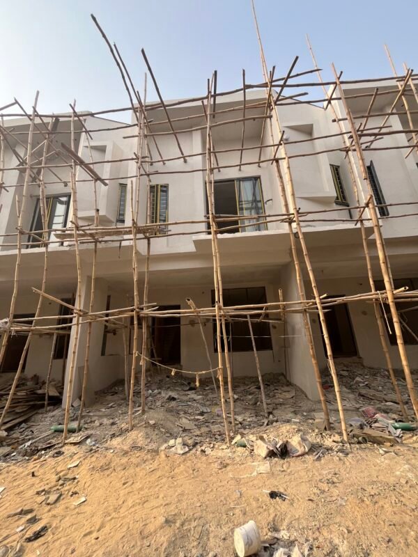 Brand new 4 bedroom terrace duplexes - Image 3