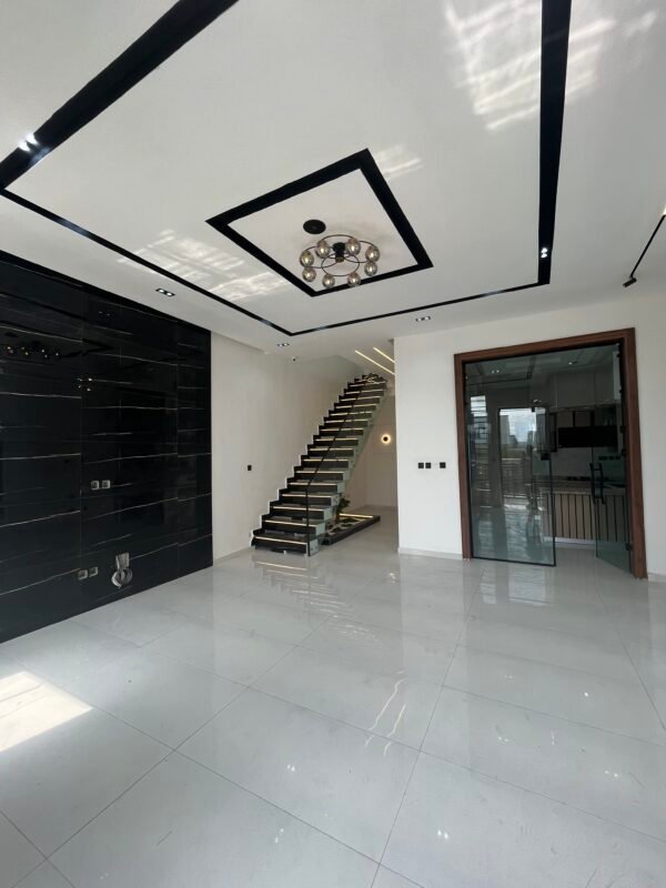 4 Bedroom semi detached duplex - Image 4