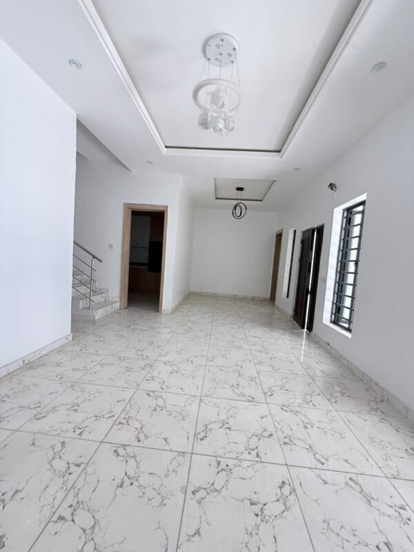 4 Bedroom terrace duplex - Image 4
