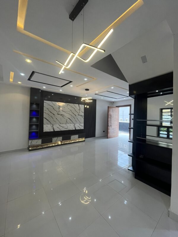 5 Bedroom luxury detached duplex - Image 6