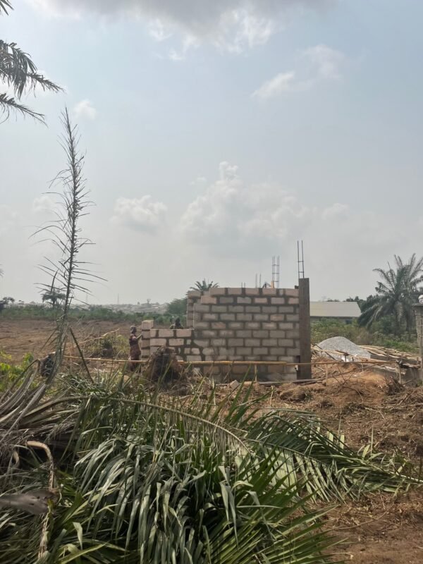 500SQM land in Epe for sale - Image 6