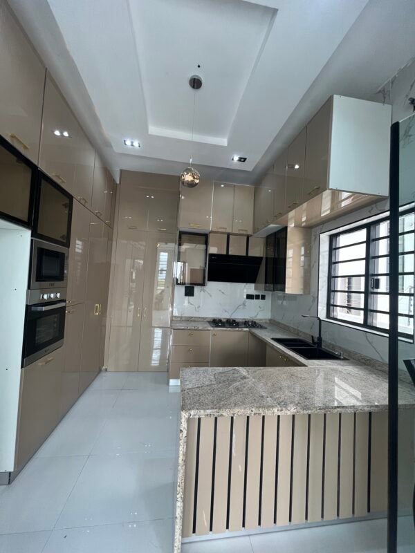 4 Bedroom semi detached duplex - Image 7