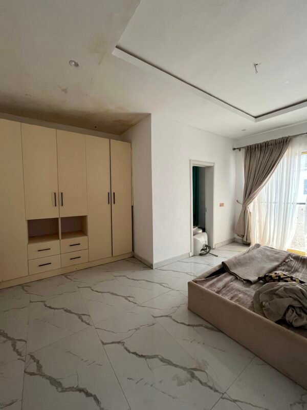 1-3-bedroom-chevy-castle-apartments - Image 7