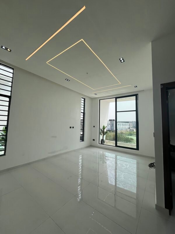 4 Bedroom semi detached duplex - Image 9