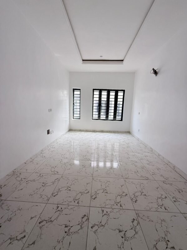 4 Bedroom terrace duplex - Image 9