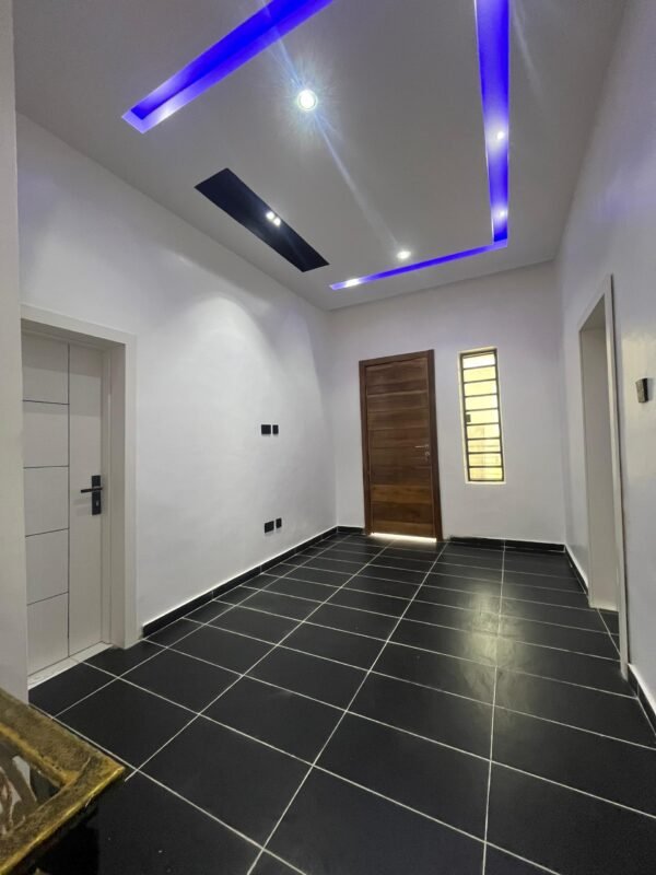 5 Bedroom luxury detached duplex - Image 14