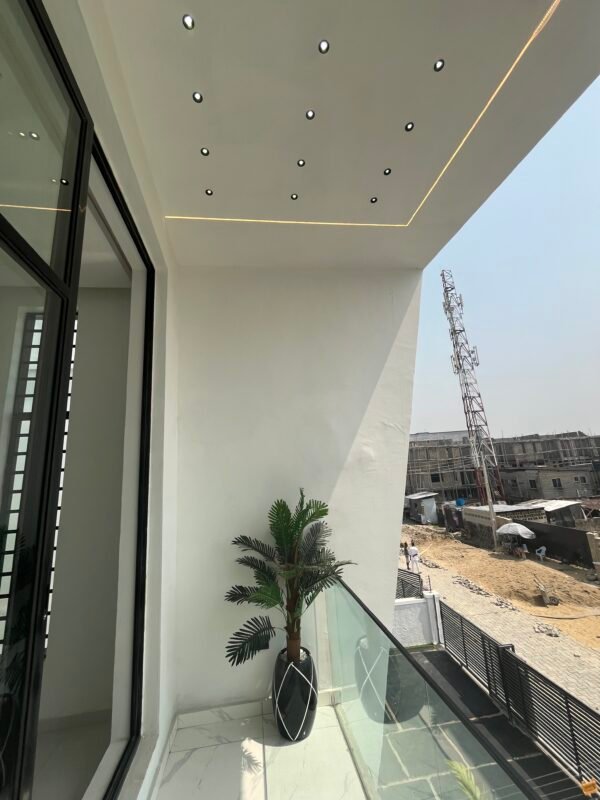 4 Bedroom semi detached duplex - Image 13