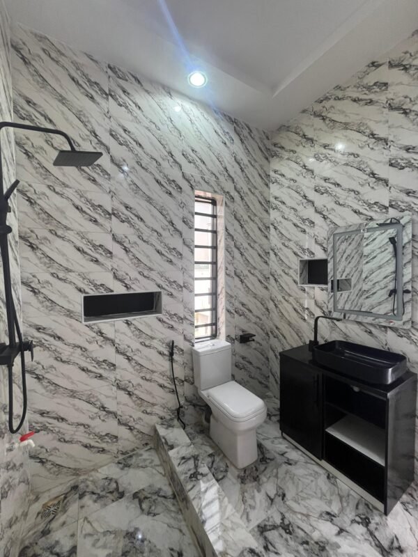 5 Bedroom luxury detached duplex - Image 16