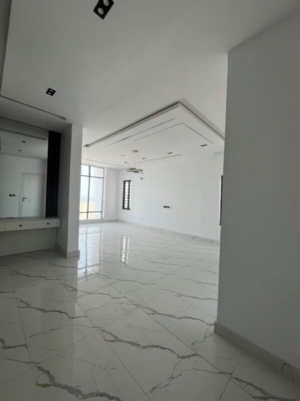 Luxury 5 bedroom duplex in Ajah, Lagos - Image 13