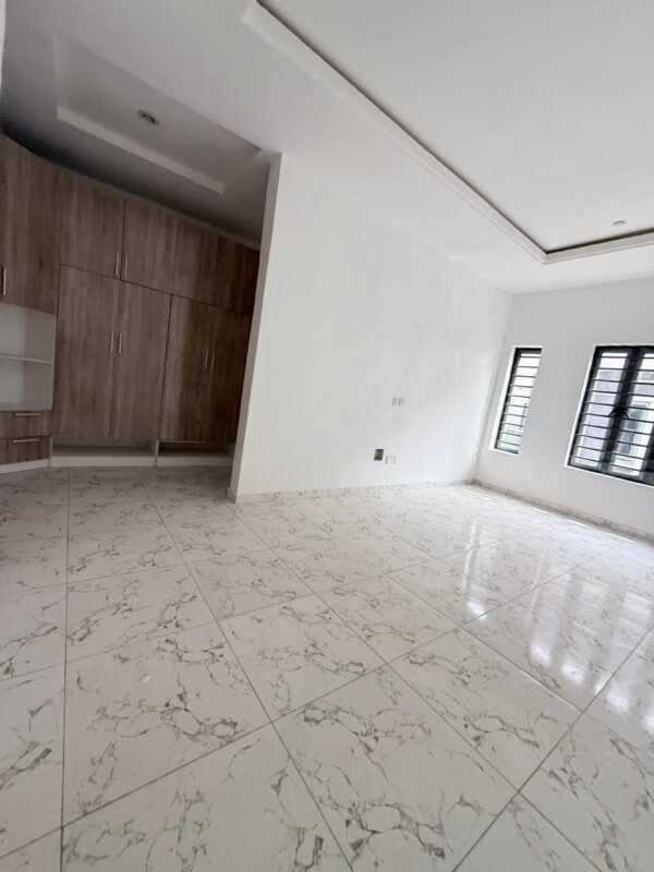 4 Bedroom terrace duplex - Image 17