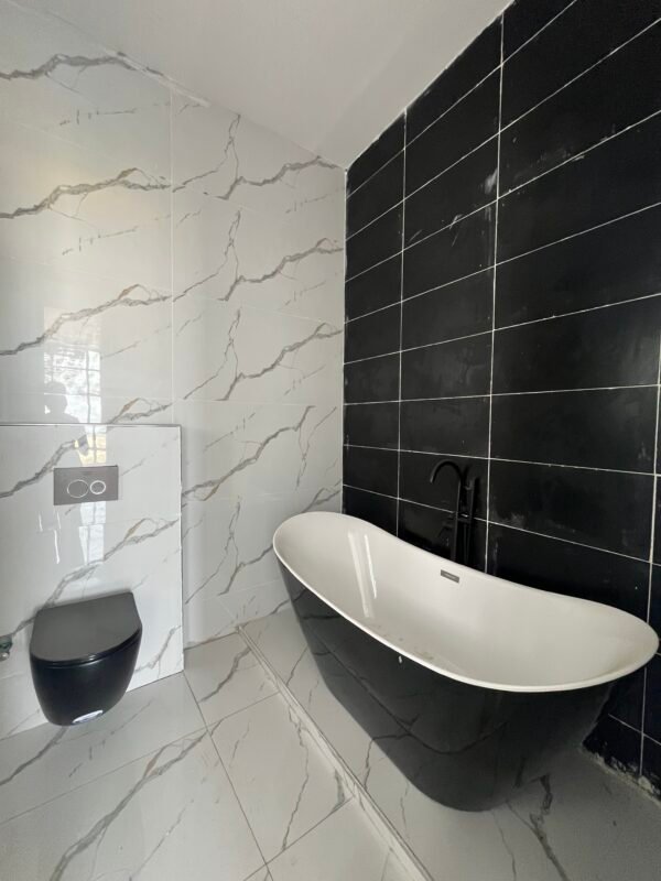 Luxury 5 bedroom duplex in Ajah, Lagos - Image 16