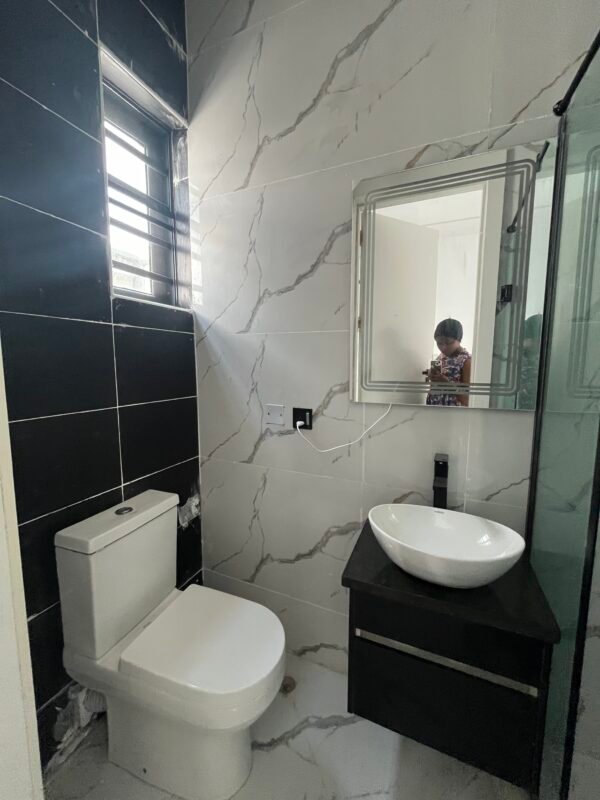 Luxury 5 bedroom duplex in Ajah, Lagos - Image 19